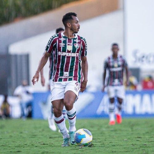 Fluminense tem baixa de última hora! Volante está fora do jogo desta quarta